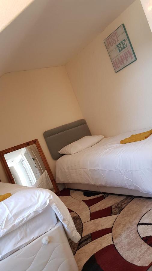89 Clerk Street Appartement Loanhead Buitenkant foto