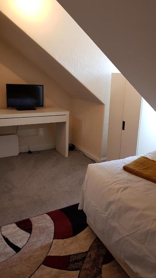 89 Clerk Street Appartement Loanhead Buitenkant foto
