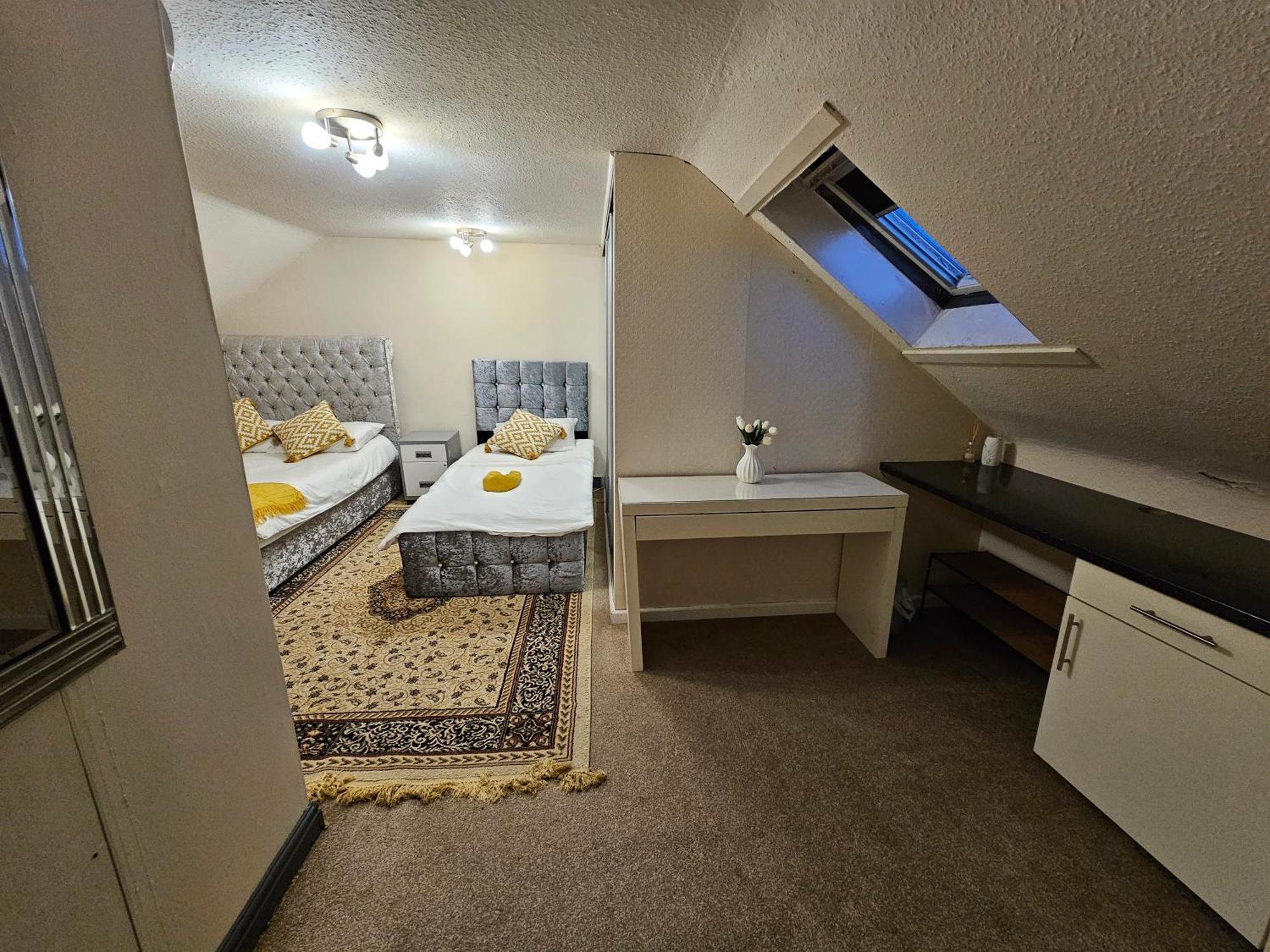 89 Clerk Street Appartement Loanhead Buitenkant foto