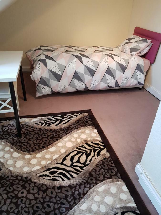 89 Clerk Street Appartement Loanhead Buitenkant foto