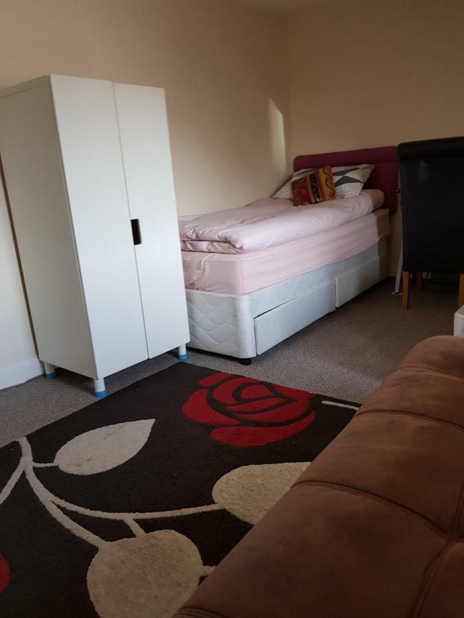 89 Clerk Street Appartement Loanhead Buitenkant foto